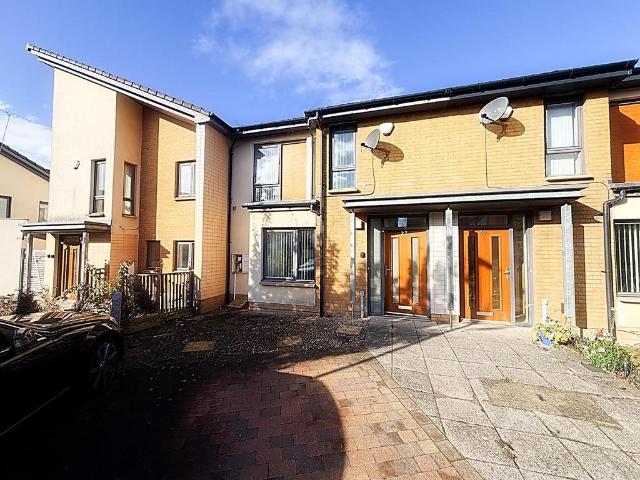 Hursley Walk, Walker, Newcastle Upon. 4 bed semi detached house to rent £1,250 pcm £288 pw