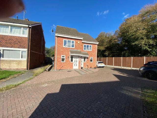 Hurst Drive, Stretton DE13, 3 bed semi detached house to rent, £1,200 pcm | PrimeLocation