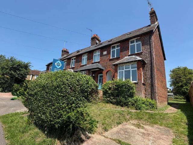 Hurst Green Road, Hurst Green RH8, 3 bed semi detached house to rent, £2,300 pcm | PrimeLocation