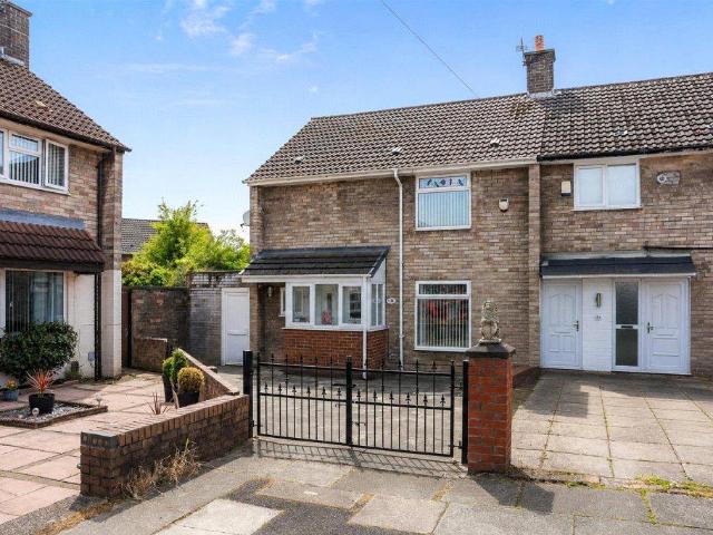 Hurst Park Close, Liverpool. 3 bed terraced house to rent £995 pcm £230 pw