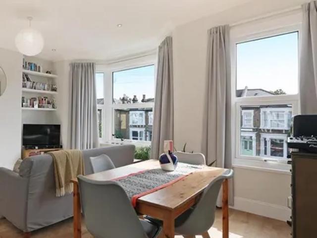 Hurstbourne Road, London, SE23 2AA, United Kingdom | 2 bed apartment for rent #138222347 | Rentberry