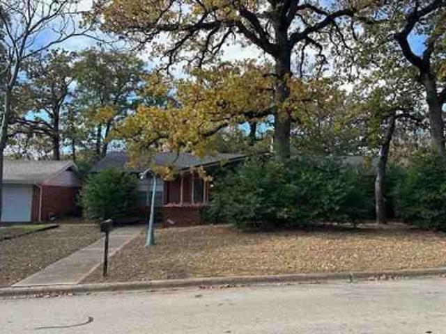 Hurstview Dr