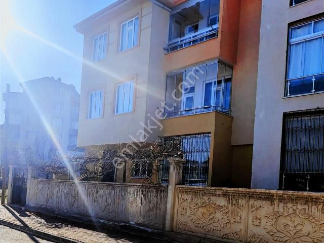 Hüsamettin Çelebi Mah. 2.kat Geniş, Güneş Alan Satılık 2+1 Daire