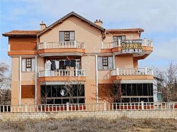 Hüsamettin Çelebi Mahallesi, Konya, Konya ili, İç Anadolu Bölgesi