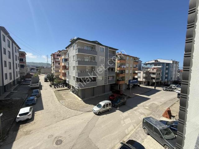 Hüsem Gayrimenkul/salon Mutfak Ayrı 120 M2 3+1 Satılık Daire