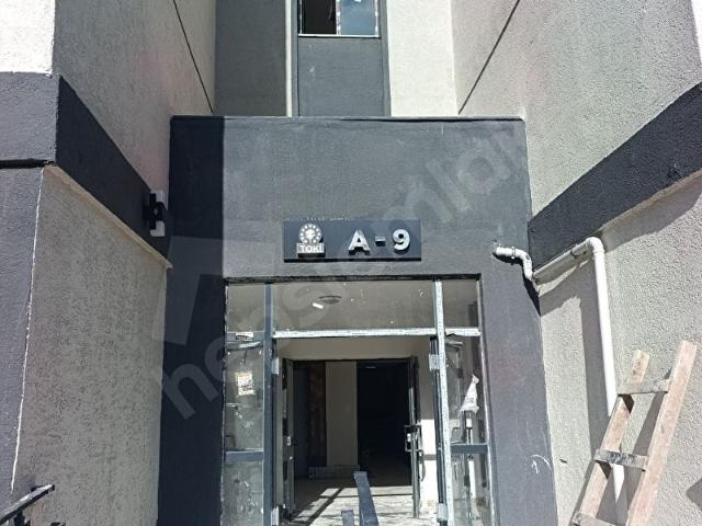 HÜSEYİN ÖZBUĞDAY OKULU YAKINI KİRALIK DAİRE