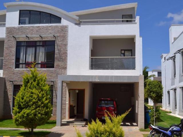 Huskur 4 BHK Villa For Sale Bengaluru