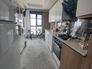 HÜSNÜKARAKAŞTA SIFIR 2+1 GENİS GUZEL MANZARALİ ÖNÜ AÇIK DAİRE