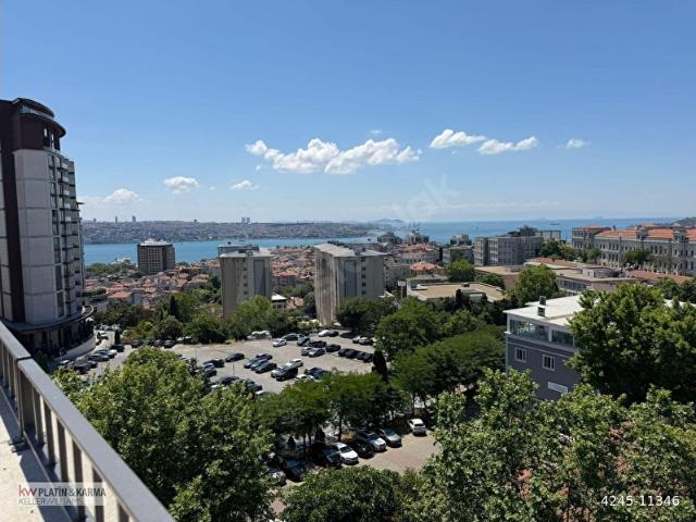 Hüsrev Gerede Caddesinde Yeni Binada Manzaralı Satılık 1+1 Daire