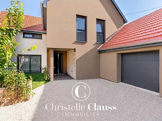Huttenheim 67230 Achat / Vente maison 7 pièces t7 au dernier étage jardin