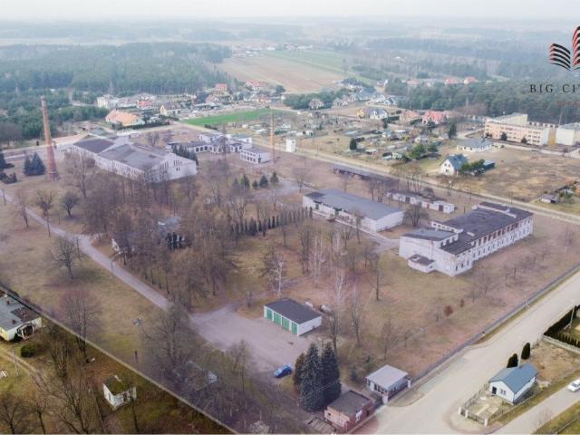 Na sprzedaż teren inwestycyjny 68 200 m² z halami i magazynami