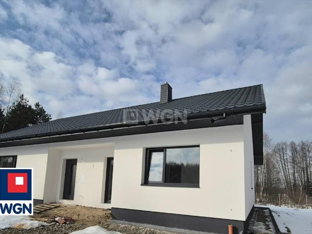 Zapraszam do obejrzenia nowoczesnego domu 151 m² w Huta Komorowska