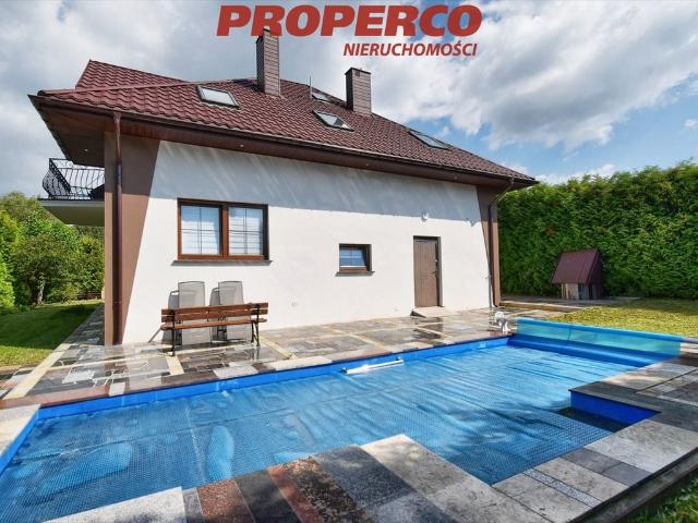 Polecam dom z basenem i garażem 111 m² w Hucie Podłysica