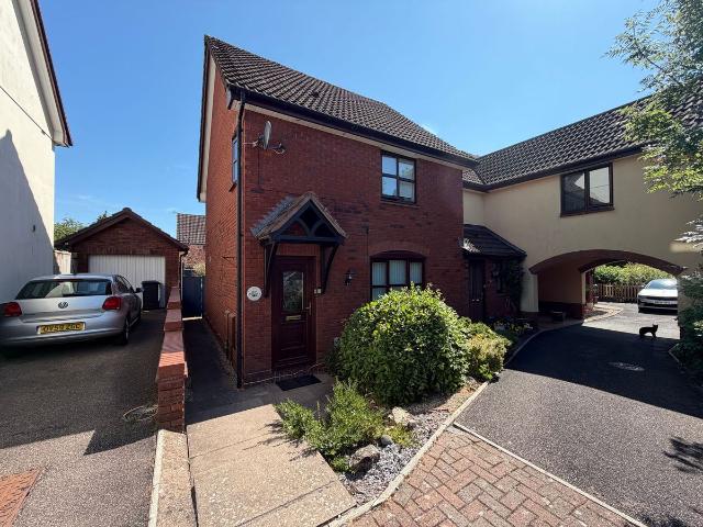 Hutchings Mead, Exeter EX1, 3 bed end terrace house to rent, £1,400 pcm | PrimeLocation