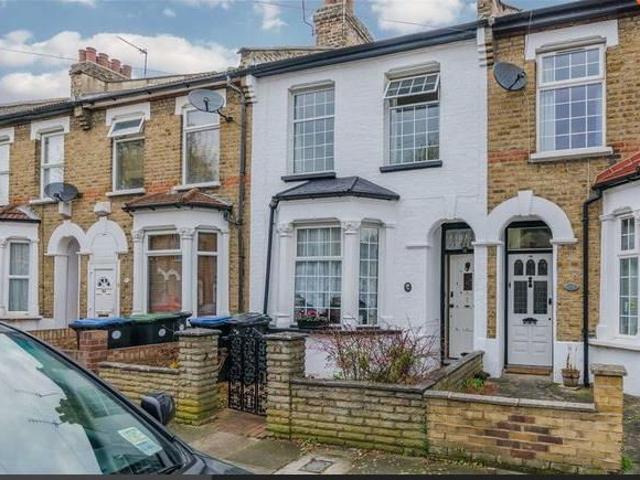Huxley Road, Edmonton N18, 3 bed property to rent, £2,100 pcm | PrimeLocation