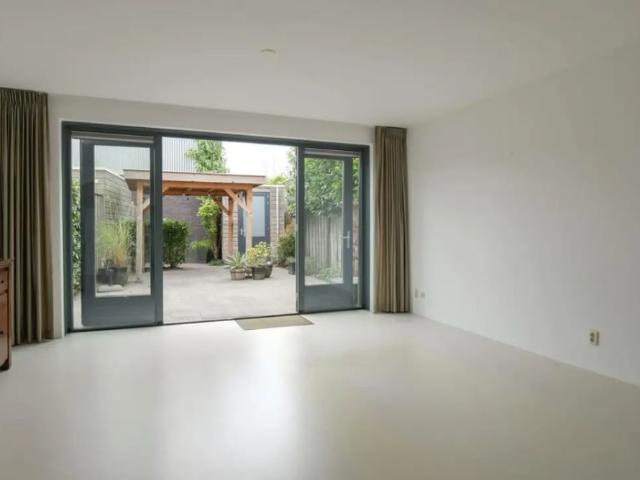 Huygensstraat 74