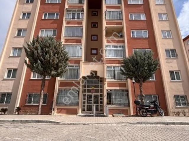 Huzur Emlak'dan Gödene Toki'de Satılık 3+1 Daire