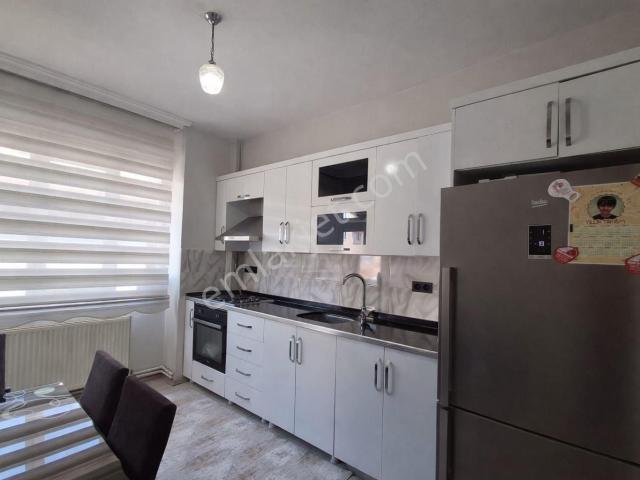 Huzur Evleri Karakol Cıvarında Satılık Bakımlı 3+1 Daire