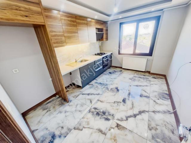Huzur'dan %80 Kredili Merkezde Satılık 2+1 Daire 100m² Asansörlü