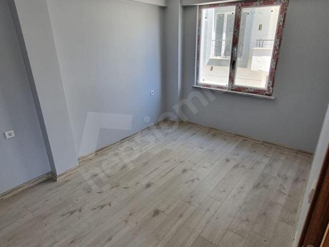 HUZUR'DAN YENİBELEDİYE VE FİLE YAKININDA SATILIK SIFIR 1+1 DAİRE