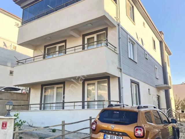 Huzur'dan Karaağaç'ta 2+1 Hesaplı Arakat Satılık Muhteşem Daire