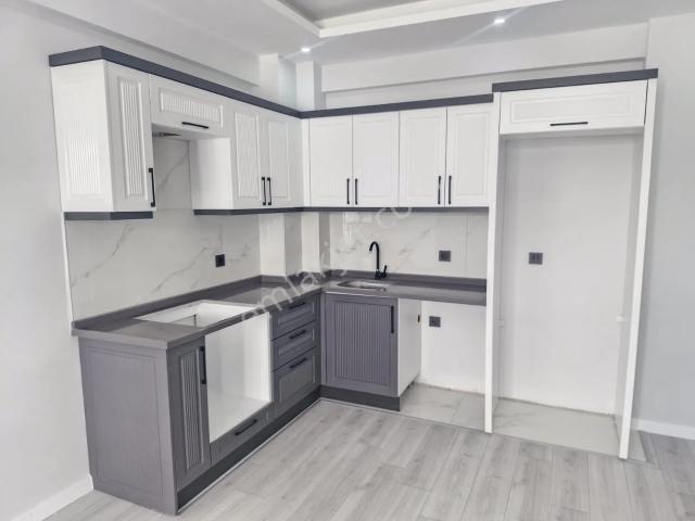 Huzur'dan Merkezi Konumda Arakat 2+1 Doğalgazlı Satılık Daire