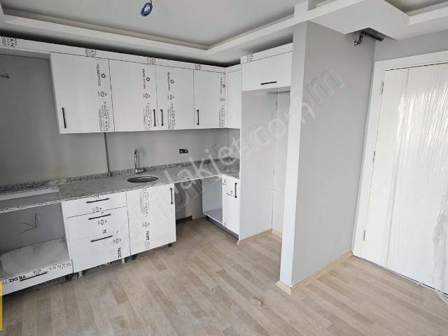 Huzurevleri 80.yıl Blv. 2+1 Açık Mutfak+kombili+ank Setl Satılık