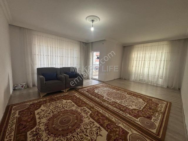 Huzurevleri Ana Cadde Üzeri 3+1 Satılık Daire