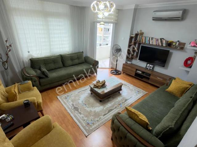 Huzurevleri Mah.satılık 3+1 Daire Doğalgaz Aktif Temiz Masrafsız