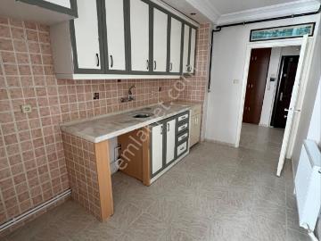 Huzurevlerin 'de 3+1 K.mutfak Dogalgazlı Daire