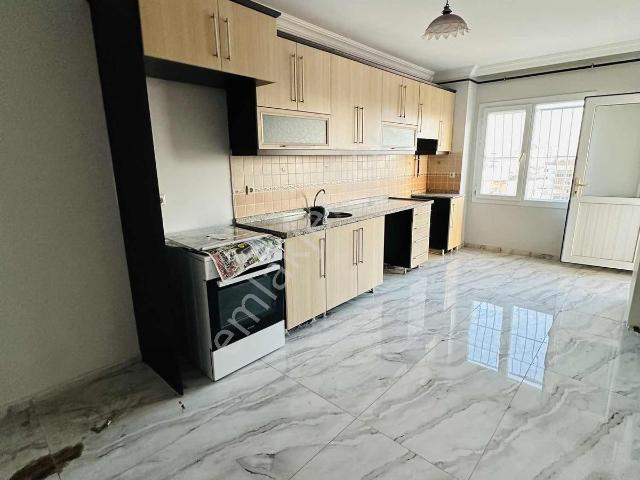 Huzurevlerinde 220 M² 4+1 Lüks Kiralık | Site İçi