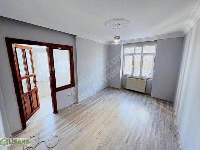 Huzurevlerinde_3+1_kapalı_mutfak_çift_banyo_ful_yapılı_4.kat_gbk