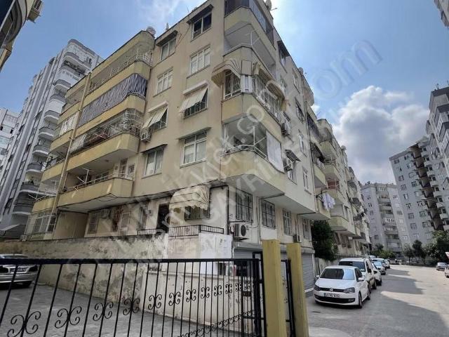 Huzurevlerinde*az Katlı*m*3+1*kapalı Mutfak