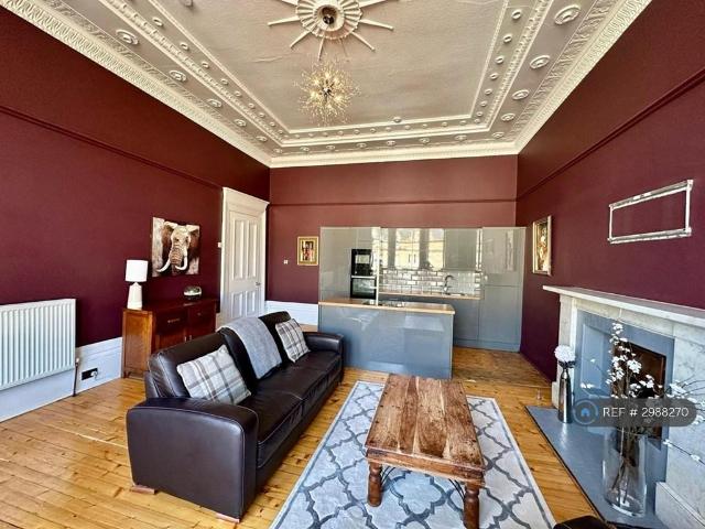 Hyndland Road, Glasgow, G12 1 bed flat to rent £1,375 pcm £317 pw