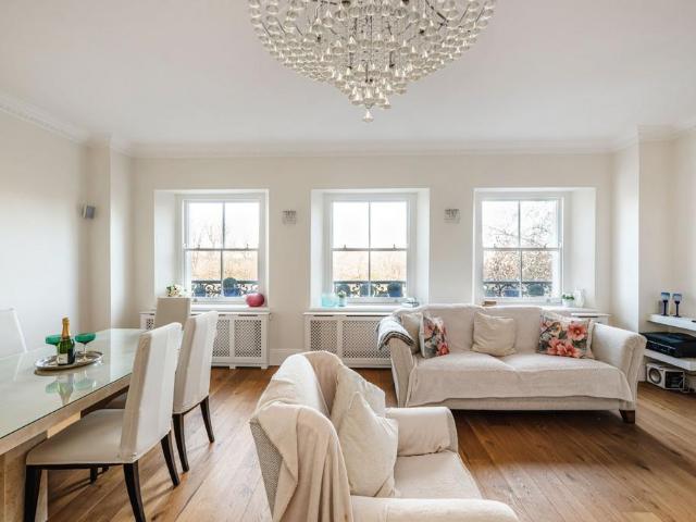 Hyde Park Gate 4 bed apartment to rent £9,317 pcm £2,150 pw