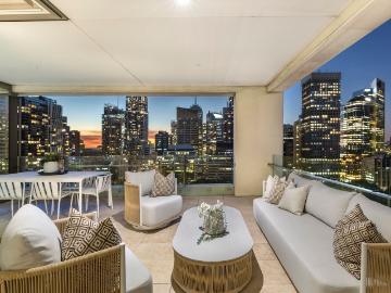 Hyde Park luxury Living With Panoramic Harbour & City Views