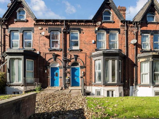 HYDE PARK ROAD, Leeds 4 bed house to rent £1,976 pcm £456 pw