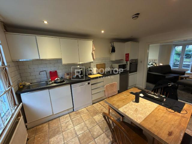 Hyde Park Terrace, Leeds LS6, 1 bed terraced house to rent, £950 pcm | PrimeLocation