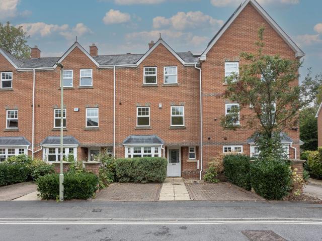 Hyde Place, Oxford, Oxfordshire OX2, 4 bed terraced house to rent, £4,250 pcm | PrimeLocation