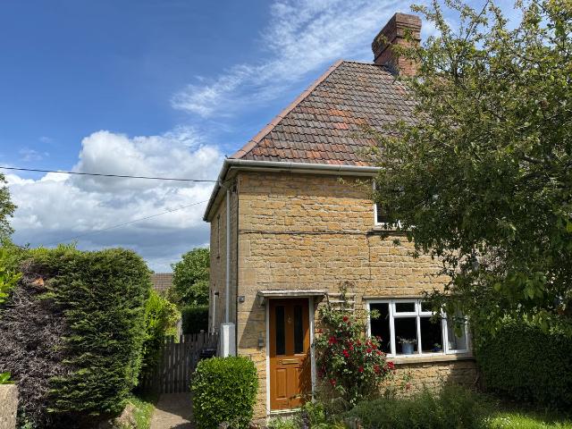 Hyde Road, Yeovil TA15, 2 bed semi detached house to rent, £1,100 pcm | PrimeLocation