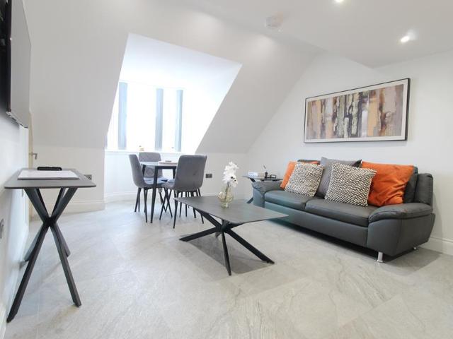 Hydro House, Union Street, AB10 2 bed flat to rent £1,195 pcm £276 pw