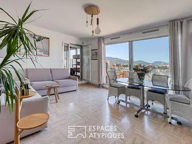 Hyères 83400 Achat / Vente appartement 4 pièces t4 au dernier étage terrasse