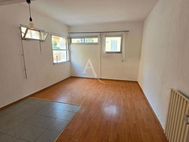 Hyeres Centre Ville STUDIO Idéal Investisseur