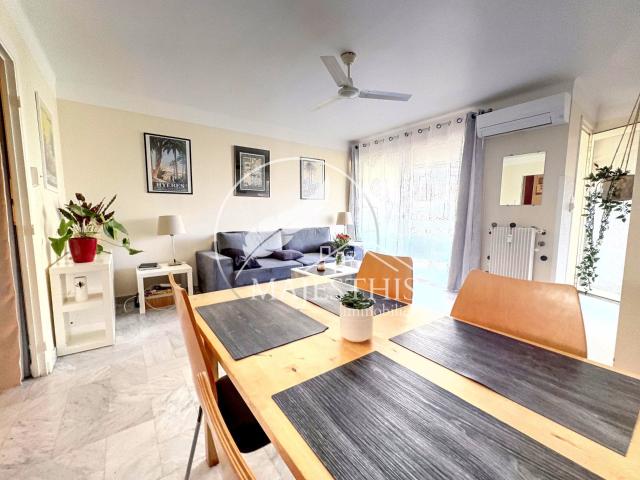 Hyères Centre / Jj Perron T1 Bis 35 m2 Avec Balcon, Ascenseu. 34m² Hyères