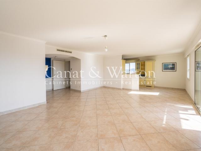 Hyeres Dernier Etage Magnifique Vue Mer Appartement T3 Dans. 80m² Hyères