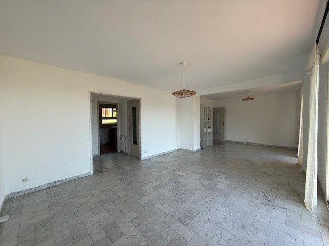 HYERES T4 de 94.55 m² + BALCON de 12.24 m² + LOGGIA + PARKING + CAVE