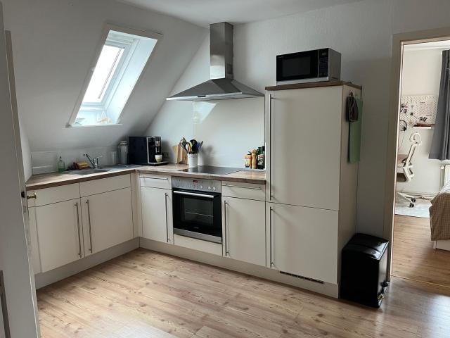 hyggelige Turmzimmer Wohnung mitten in der Altstadt. 2,5 Zi * neue Fenster * historischer Altbau