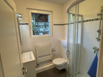 HyggeStay | central | 2x double bed | workspace | highspeed WiFi | charming & modern