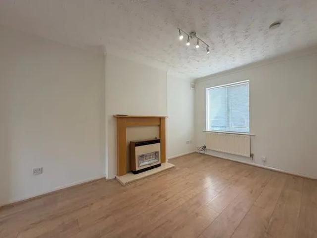 Hylton Close, BURTON ON TRENT, DE14