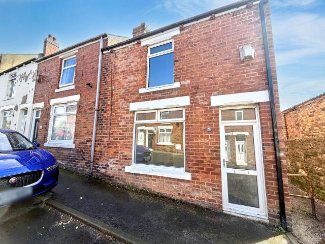 Hylton Street, Houghton Le Spring DH4, 2 bed terraced house to rent, £650 pcm | PrimeLocation